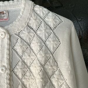 Vintage Montgomery Ward White Textured Knit Cardigan – Size 40 M/L